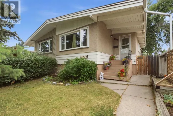 1212 Rosehill Drive NW, Calgary