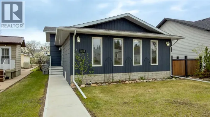 1213 4 Avenue, Wainwright