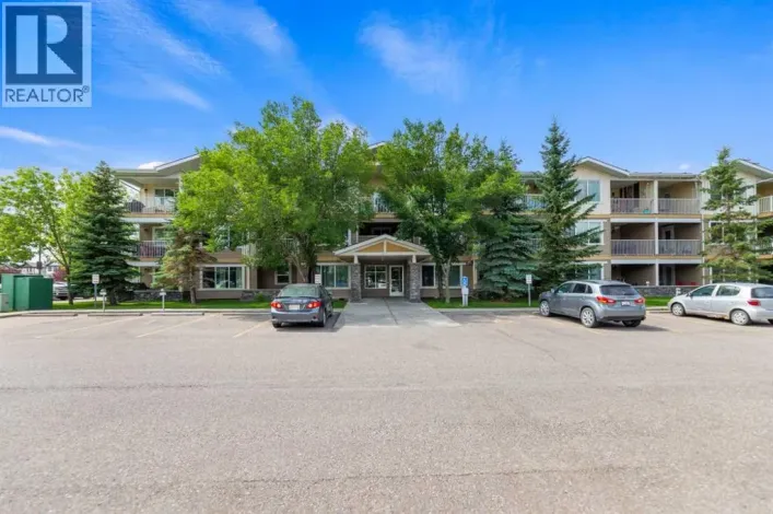 1213, 4 Kingsland Close SE, Airdrie