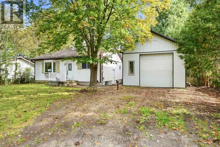 House for sale: 1213 BAYFIELD STREET N, Springwater