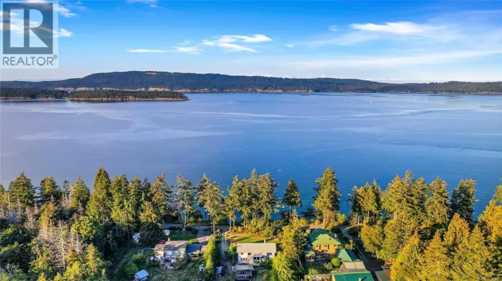 1214 North Beach Rd, Salt Spring