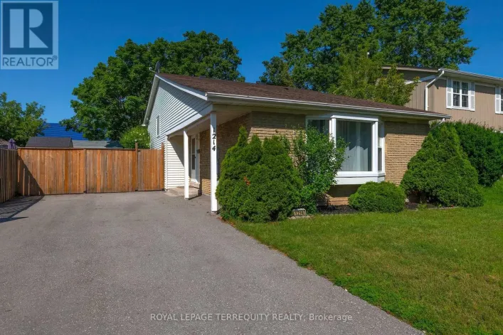 1214 TROWBRIDGE DRIVE, Oshawa