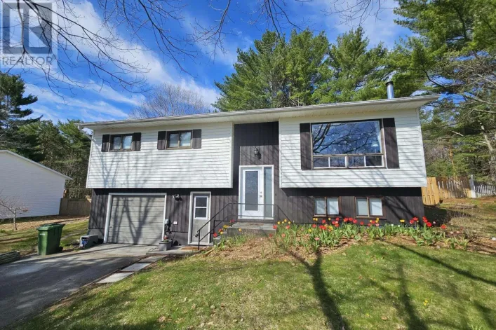 1215 Mayhew Drive, Greenwood