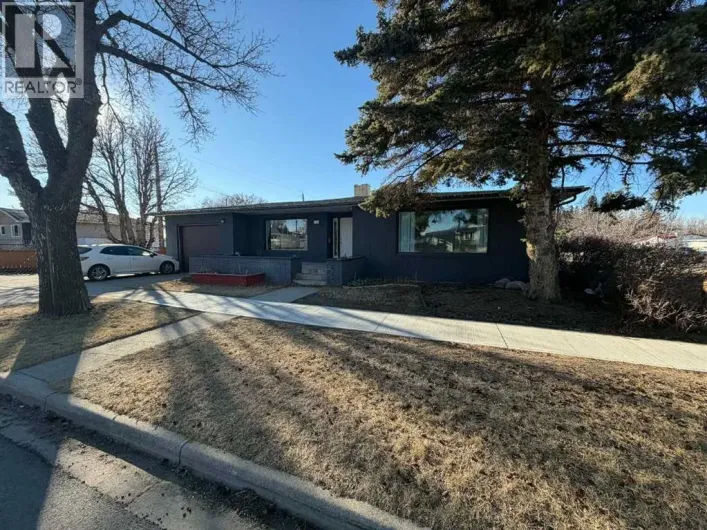 1216 23 Street N, Lethbridge