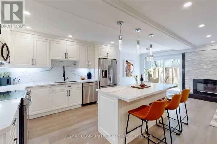 1216 CHARLOTTE CIRCLE, Pickering