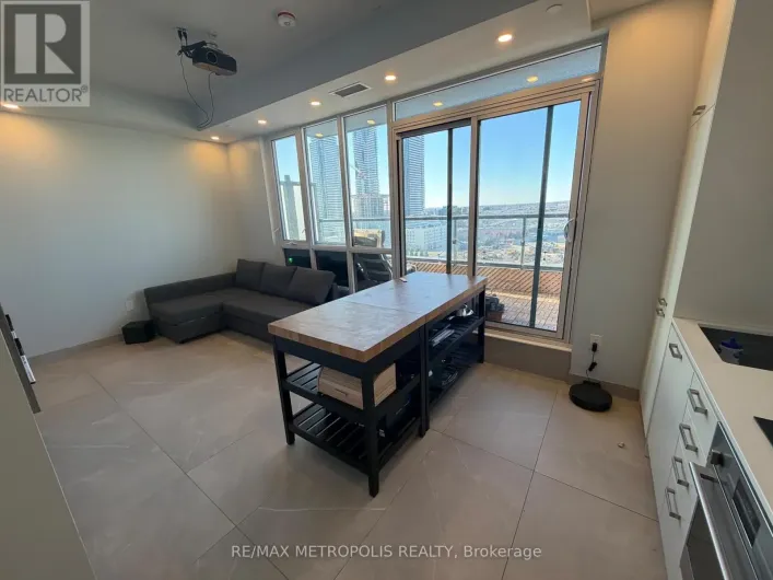 1217 - 38 HONEYCRISP CRESCENT, Vaughan