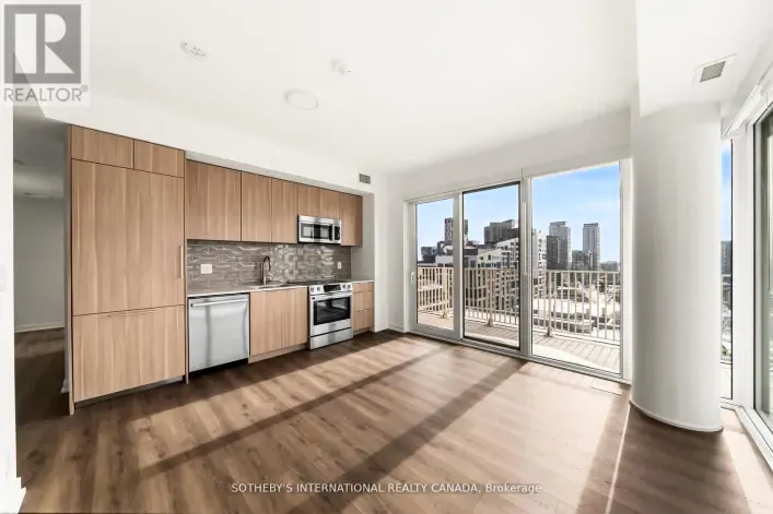 Apartment for rent: 1217 - 88 BATHURST STREET, Toronto