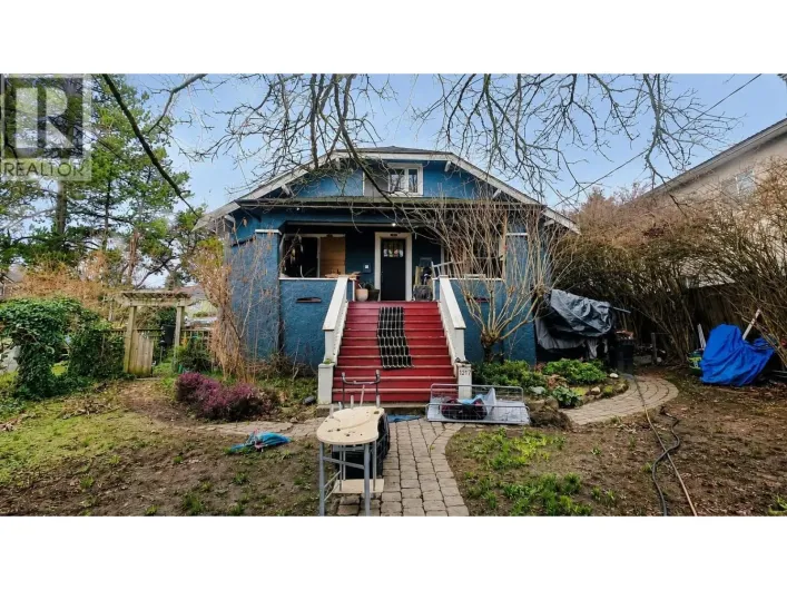 1217 SIXTH AVENUE, New Westminster