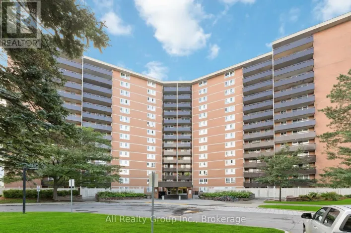 1218 - 2020 JASMINE CRESCENT, Ottawa