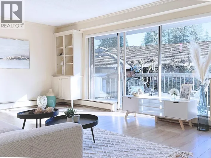 1218 235 KEITH ROAD, West Vancouver