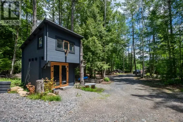 1219 MEDORA LAKE ROAD, Muskoka Lakes