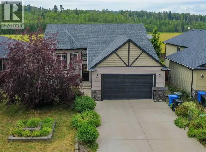 122 12 Avenue NE, Sundre