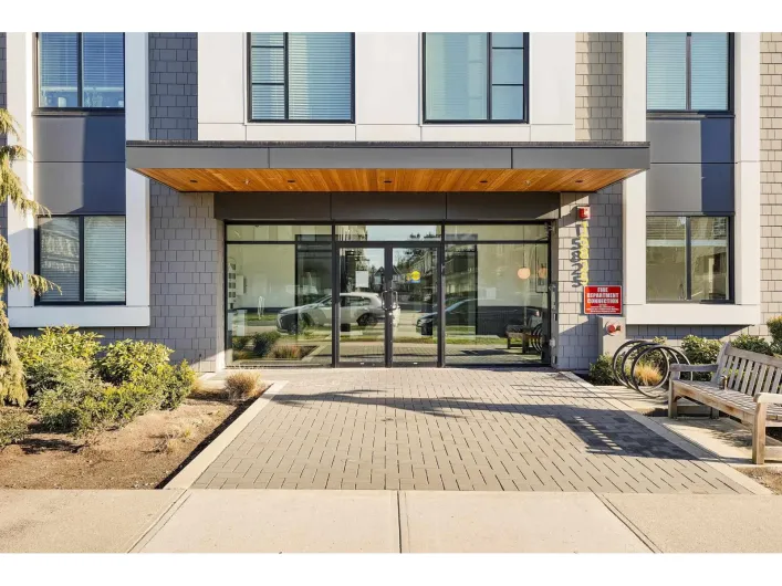 122 15825 85 AVENUE, Surrey