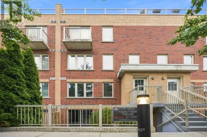 122 - 20 ELSIE LANE, Toronto