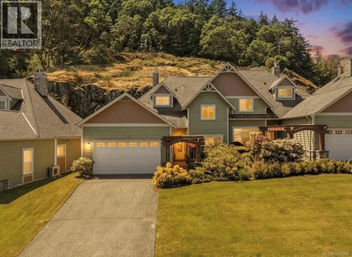122 945 Bear Mountain Pkwy, Langford