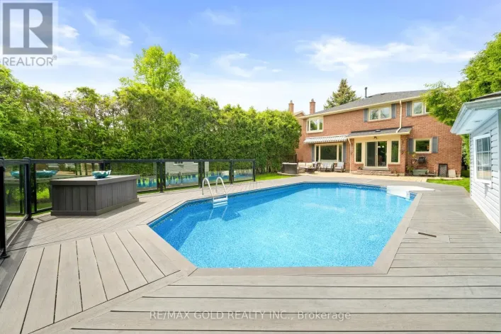 122 BARR CRESCENT, Brampton