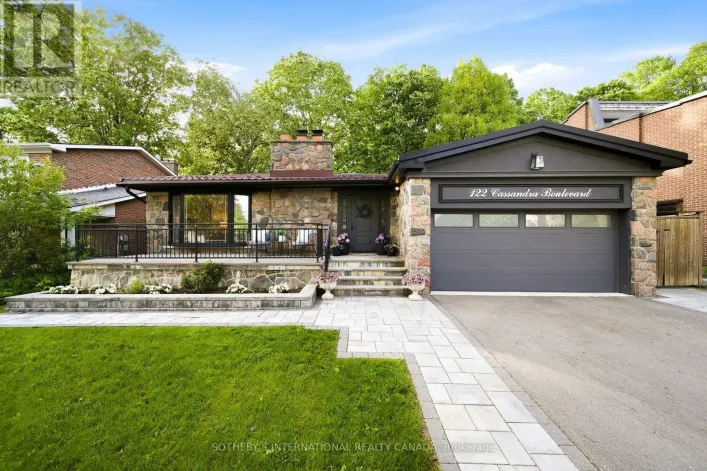 122 CASSANDRA BOULEVARD, Toronto