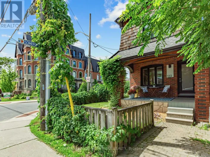 122 DONLANDS AVENUE, Toronto