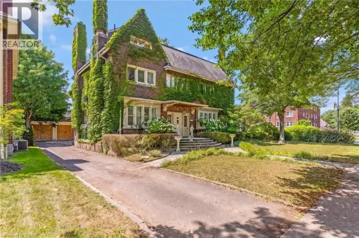 122 DUFFERIN Avenue, Brantford