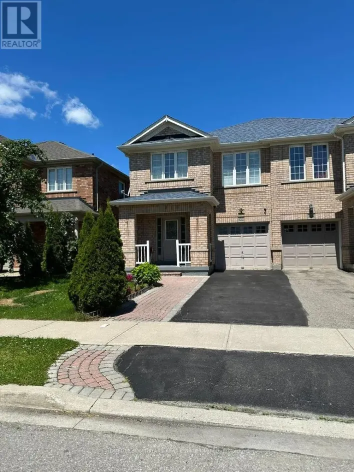 122 HOLLINGSWORTH CIRCLE, Brampton