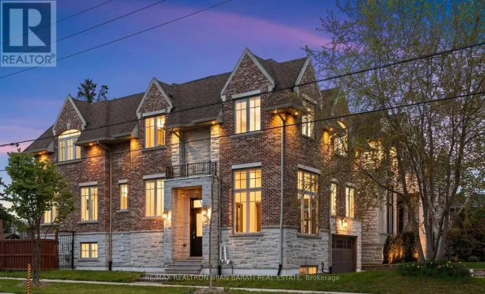 122 HOLMES AVENUE, Toronto