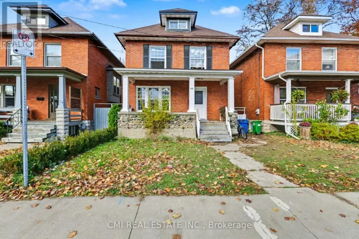 122 MONTROSE STREET, Windsor