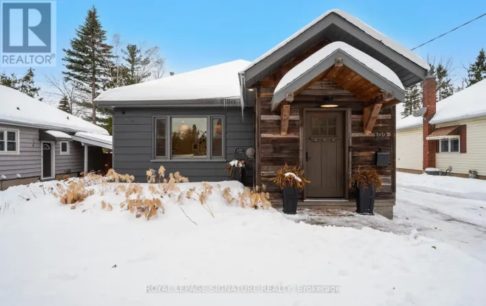 122 QUEEN STREET, Barrie