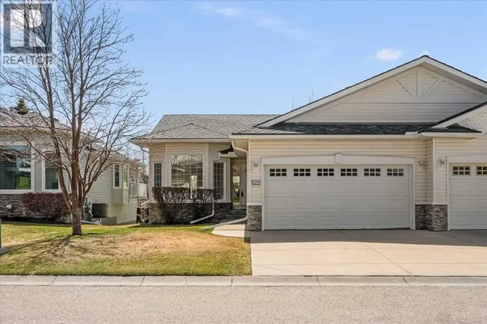 122 Rocky Ridge Villas NW, Calgary