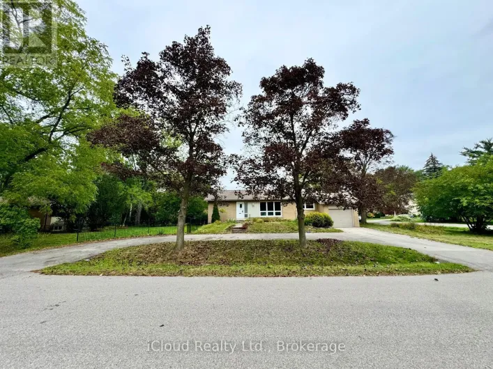 122 SELGROVE CRESCENT, Oakville