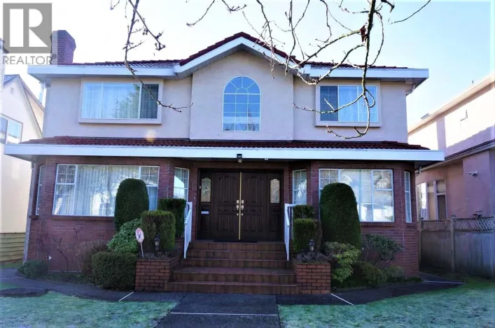 122 W 43RD AVENUE, Vancouver