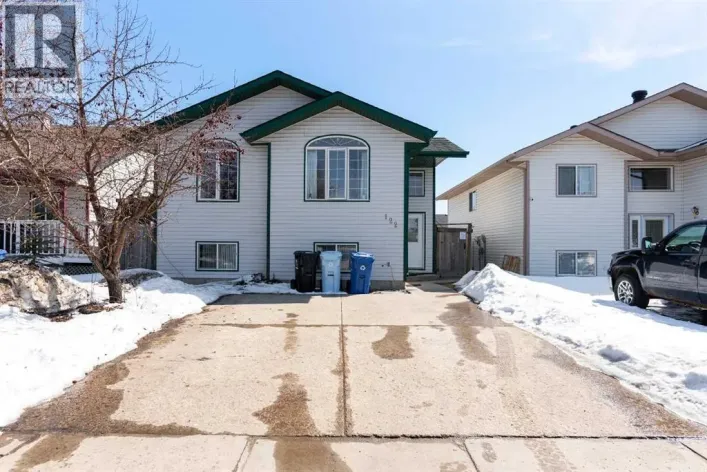 122 Wolff Way, Fort McMurray