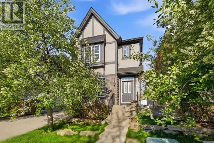 122 Ypres Green SW, Calgary