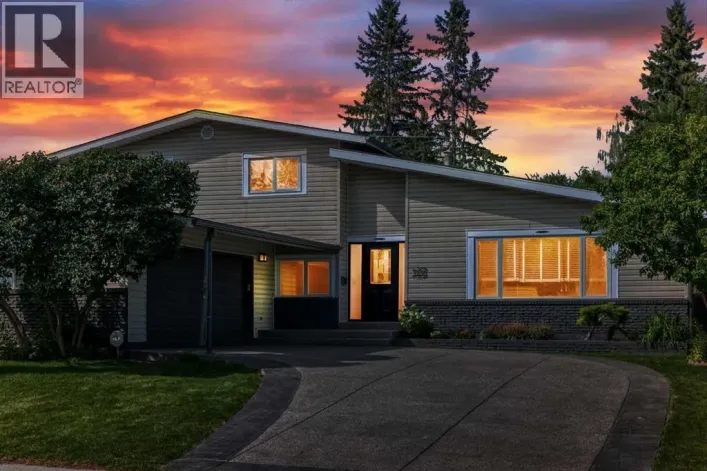 1220 73 Avenue SW, Calgary
