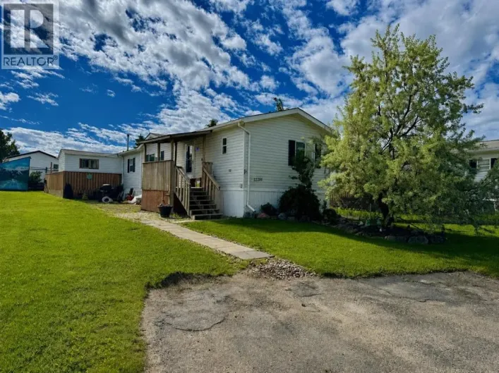 12201 98 Street, Grande Prairie