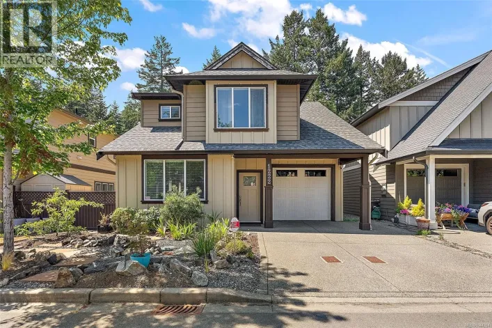 1222 McLeod Pl, Langford