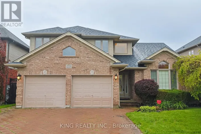 1223 CORONATION DRIVE, London North