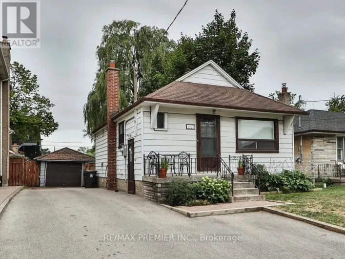 1223 GLENCAIRN AVENUE, Toronto