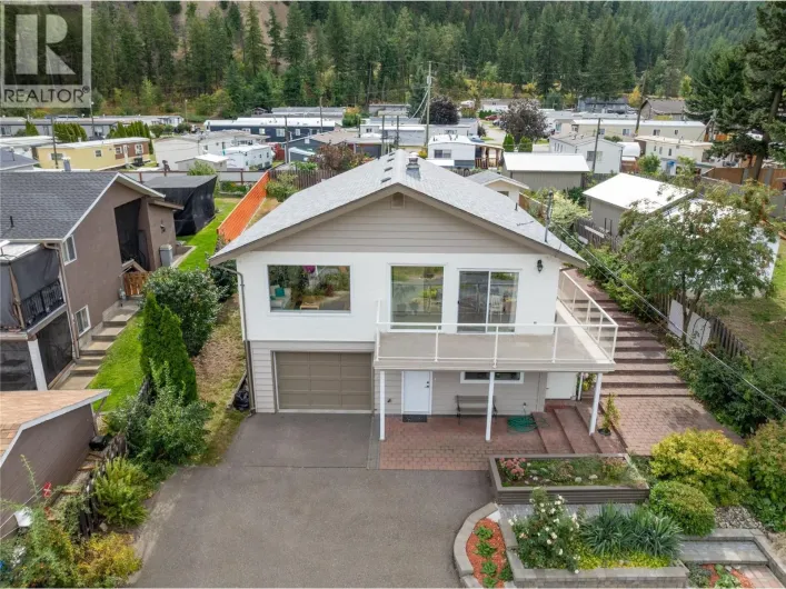 1225 Bay Drive, Chase