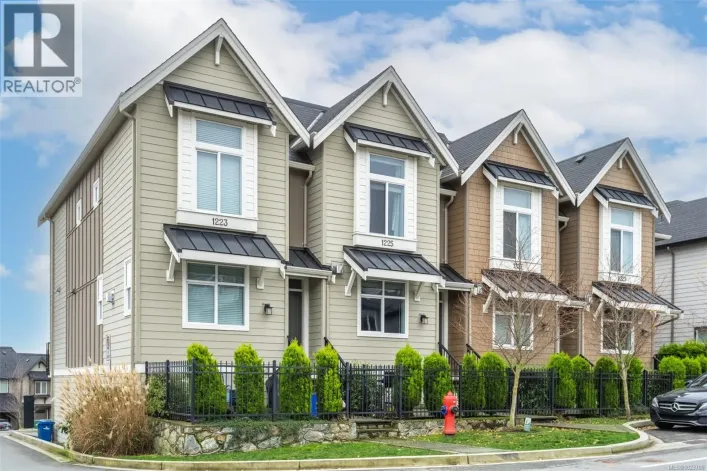 1225 Flint Ave, Langford