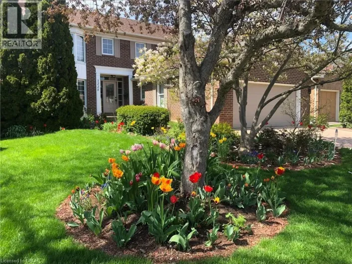 1225 OLD POST Drive, Oakville