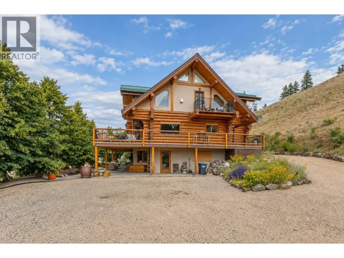 House for sale: 1225 Round Lake Road, Armstrong