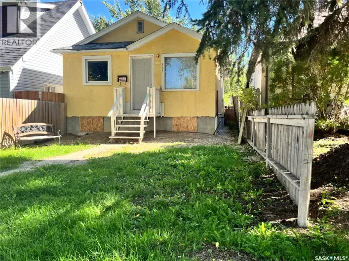 House for sale: 1227 Wascana STREET, Regina