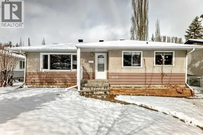 1228 Rosehill Drive NW, Calgary