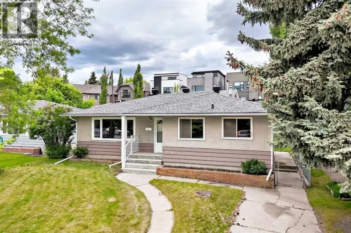 1228 Rosehill Drive NW, Calgary