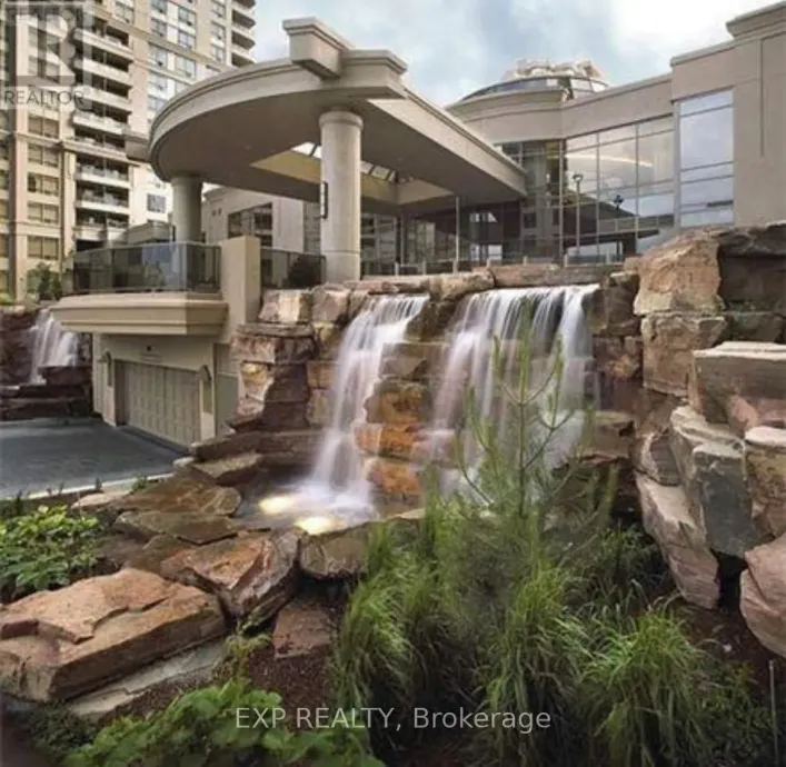 1229 - 3888 DUKE OF YORK BOULEVARD, Mississauga