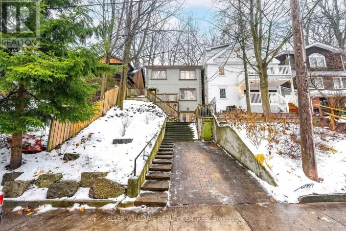 122A NEVILLE PARK BOULEVARD, Toronto