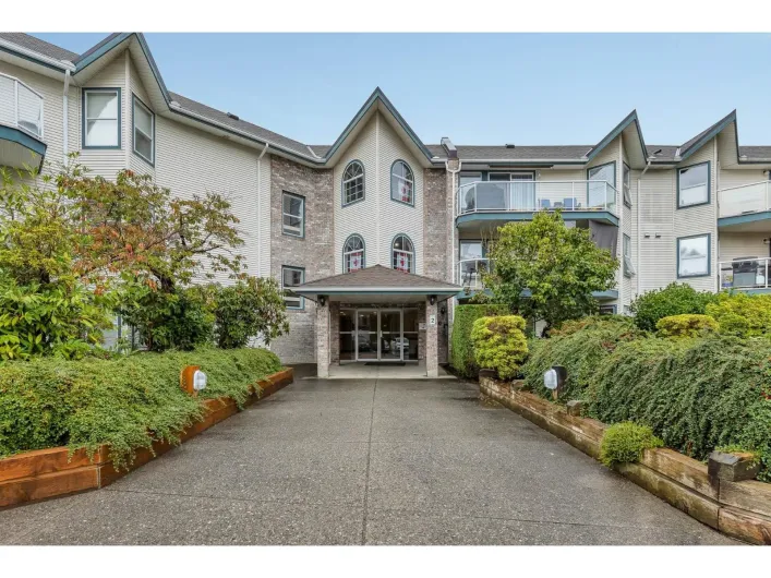 123 27358 32 AVENUE, Langley