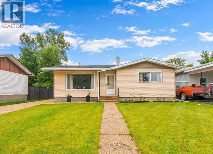 123 3 Avenue E, Bow Island