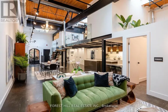 123 - 326 CARLAW AVENUE, Toronto