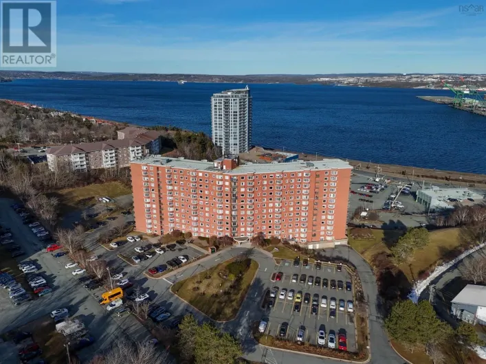 123 45 Vimy Avenue, Halifax